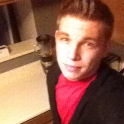 Profile Picture of James Kenton (@JamessKayy) on Twitter