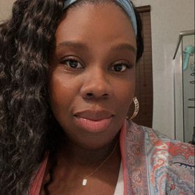 Profile Picture of Aaliyah Jones (@BeautyNBra1ns) on Pinterest