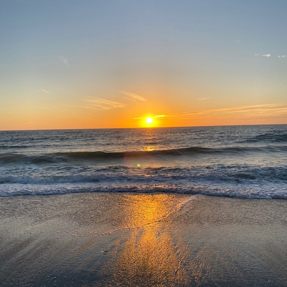 Profile Picture of Emily Alvarez (@ebrigid1) on Poshmark