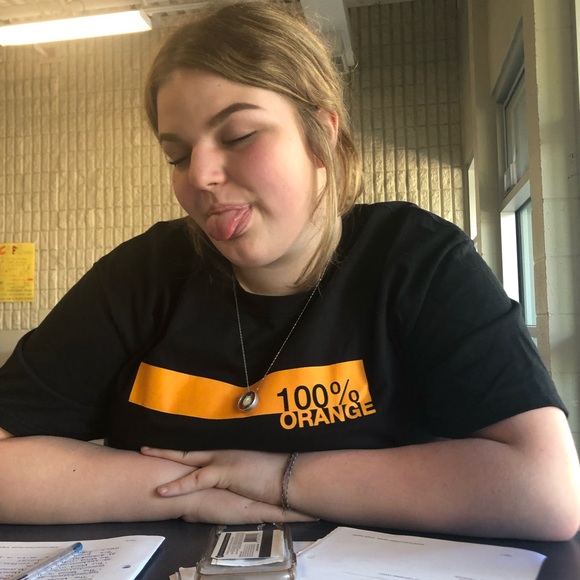 Profile Picture of Mackenzie Borland (@mackenzie_bor) on Poshmark