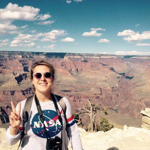 Alexandra Jaya - Poshmark Profile Picture of Alexandra Jaya (@alexandrajaya) on Poshmark