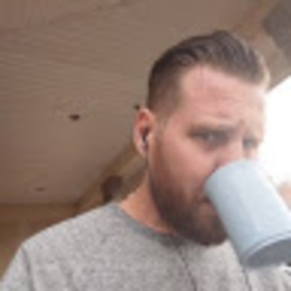 Profile Picture of Ty Kollewe (@tykollewe) on Poshmark