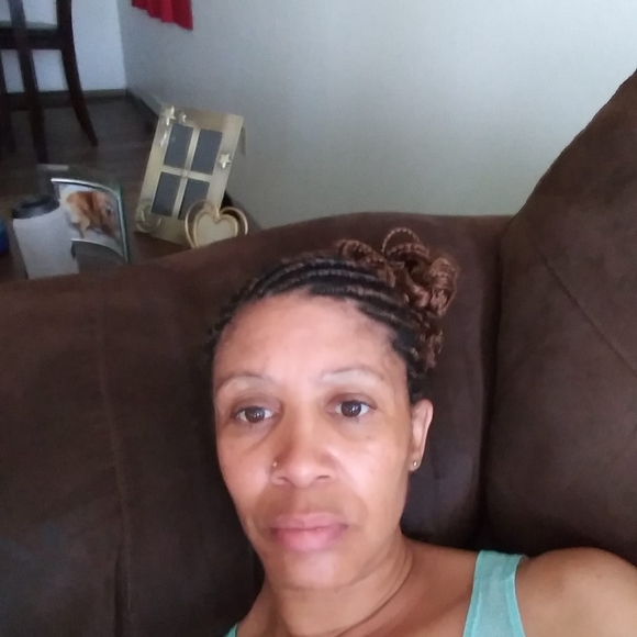 Profile Picture of Tracy Knight (@tracyknight803) on Poshmark