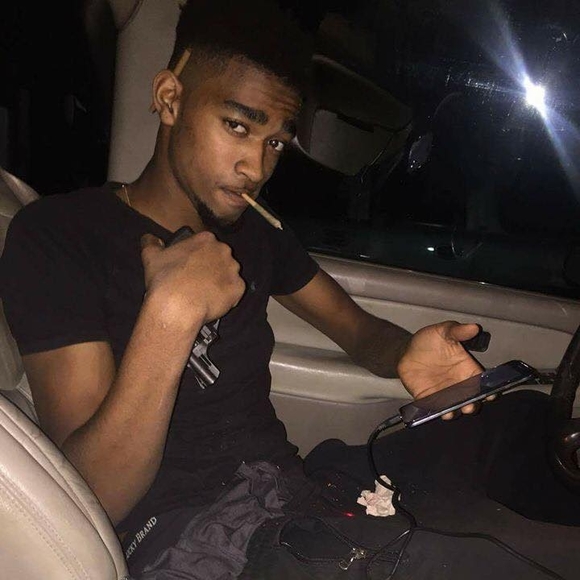 Profile Picture of Curtis Coleman (@ceo_100block1k) on Poshmark