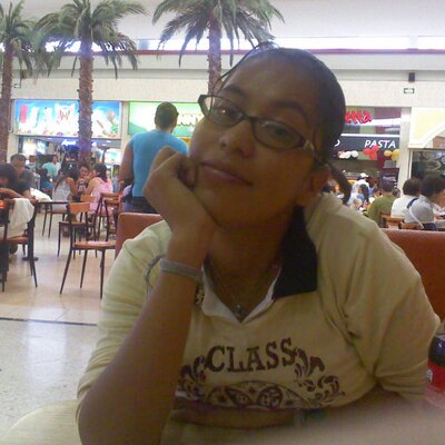 Profile Picture of Janet Barrientos (@te_amo_mi_amor) on Twitter