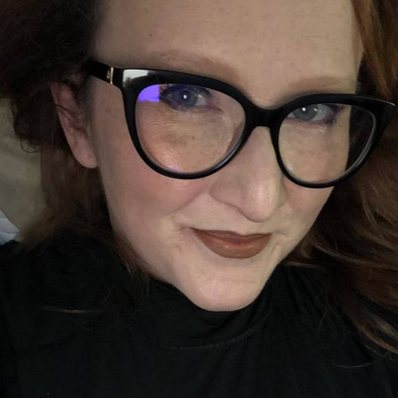 Profile Picture of Jessica Trask (@hpmedicgirl) on Poshmark