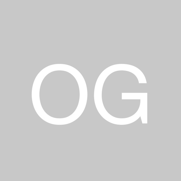 Profile Picture of Ormano Gb (@ormgabriel1) on Poshmark