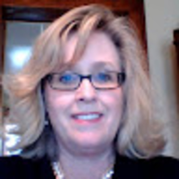 Profile Picture of Christine Mcpherson (@christinemcp228) on Poshmark