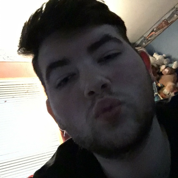 Profile Picture of Tanner Walters (@tannerjacob03) on Poshmark