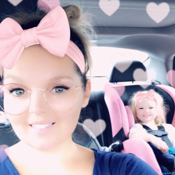 Ashlee Rodick - Poshmark Profile Picture of Ashlee Rodick (@rodick14) on Poshmark