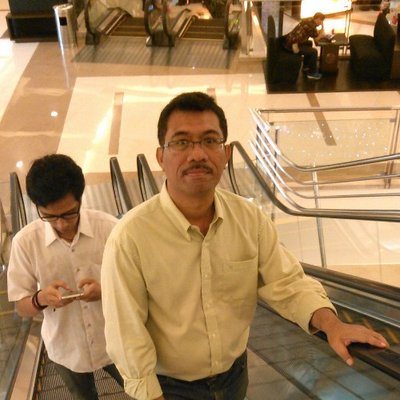 Profile Picture of Amos Robert E I (@DanielRobertEI) on Twitter