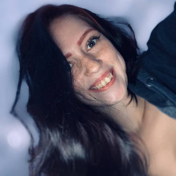 Cameron Coslow - Poshmark Profile Picture of Cameron Coslow (@cameroncoslow) on Poshmark