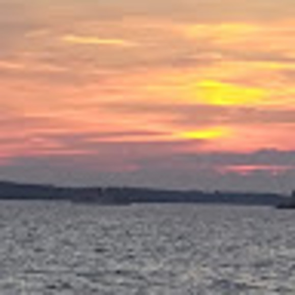 Profile Picture of Amanda Peplow (@apeplow1) on Poshmark