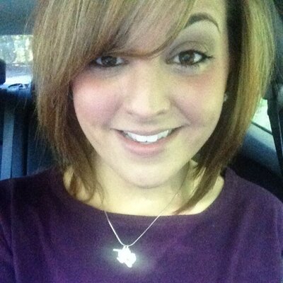 Profile Picture of Nancy  Schwartz (@thenancycarol) on Twitter