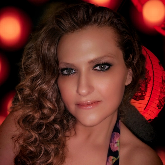 Profile Picture of Shannon Drottar (@sldrottar) on Poshmark