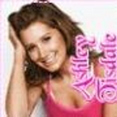 Profile Picture of Joseph Tisdale (@tizfan22) on Twitter