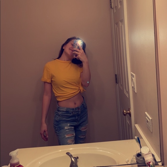 Profile Picture of Francesca Ottolino (@franotto6) on Poshmark