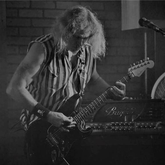 Profile Picture of James Stewart (@jamesstewart265) on Poshmark