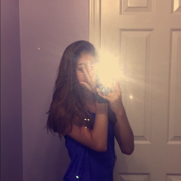 Profile Picture of Lexi Heltmach (@lexih25mach) on Poshmark