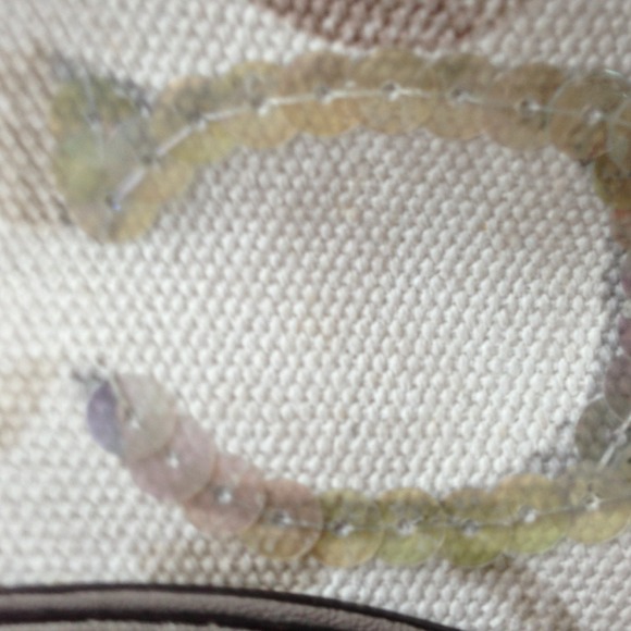 Profile Picture of Dawn Ross (@dawnescoots) on Poshmark