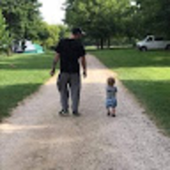 Profile Picture of Jeremy Andrews (@gatorhype13) on Poshmark