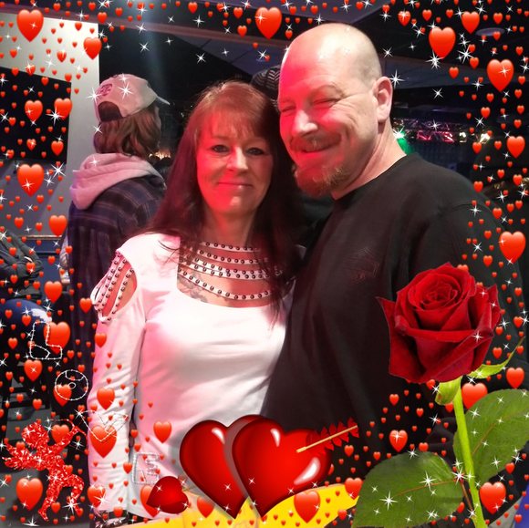 Profile Picture of Terri Vandenbloomer (@terriv1972) on Poshmark