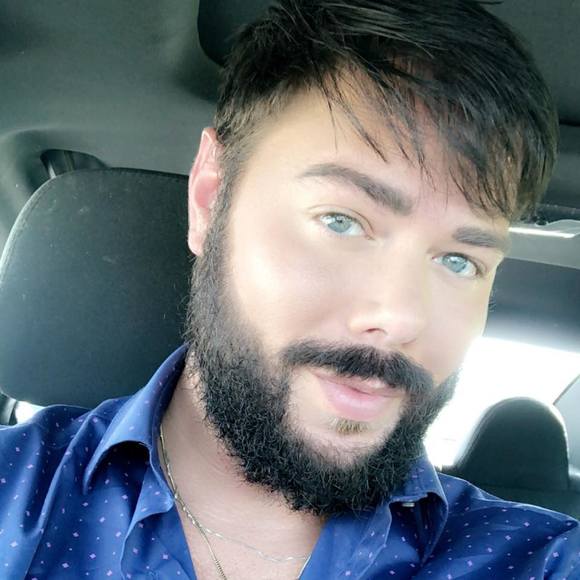 Profile Picture of Kyle Coburn (@kylecoburn99) on Poshmark