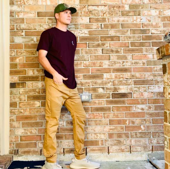 Profile Picture of Matt Tichy (@htownmatt) on Poshmark