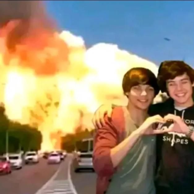 Profile Picture of 💙💚 (@larryswalls) on Tiktok