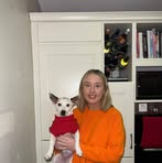 Profile Picture of Carla Bruni (@arango.leprince) on Facebook