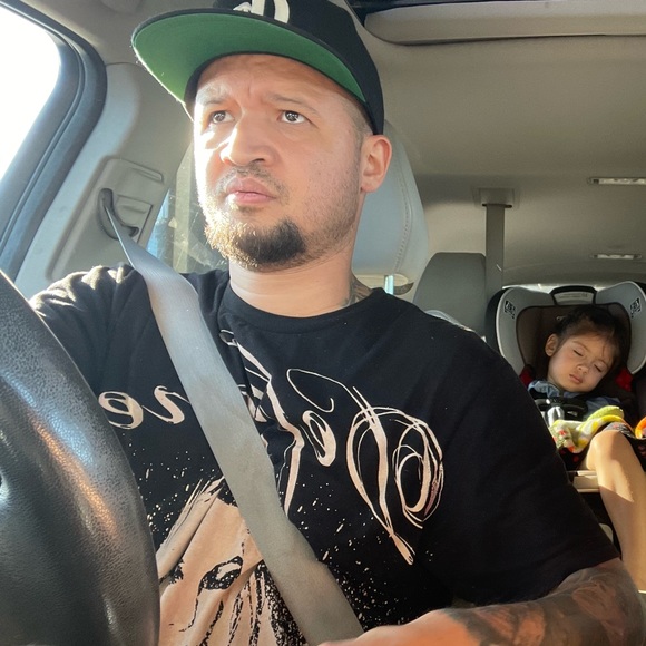 Profile Picture of Rudy Archuleta (@rudy_archuleta) on Poshmark