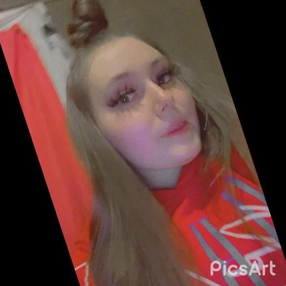 Profile Picture of Jazmine Thomas (@jazmine_thomas) on Poshmark