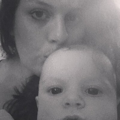 Profile Picture of Janelle Hanson (@JanelleJoanne11) on Twitter