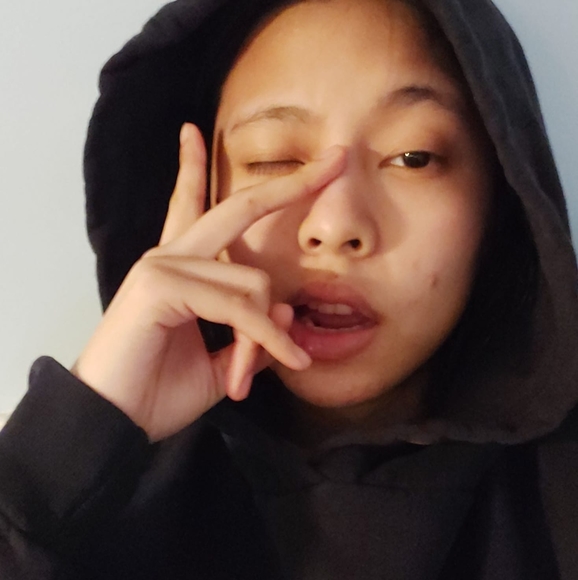 Profile Picture of Kizza Alba (@keyzah) on Poshmark