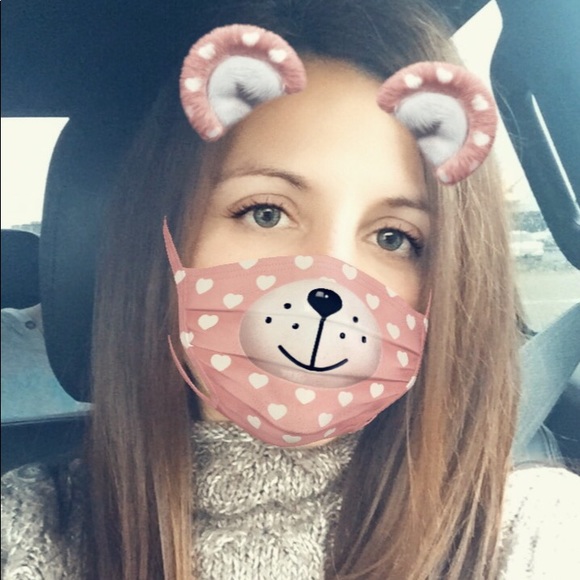 Profile Picture of Jenna Arnold (@mustanglvr) on Poshmark