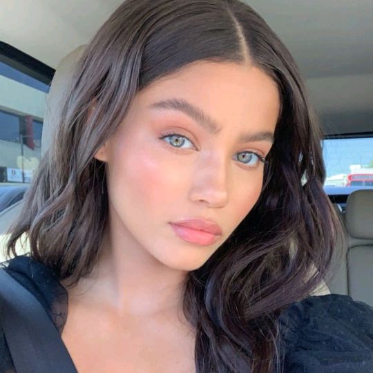 Profile Picture of Gloria (@gloriastaggs) on Tiktok