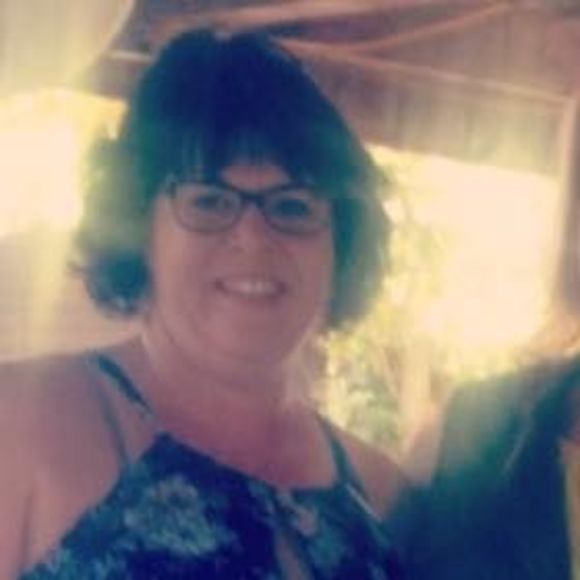 Profile Picture of Amanda Matthews (@dafishing601) on Poshmark