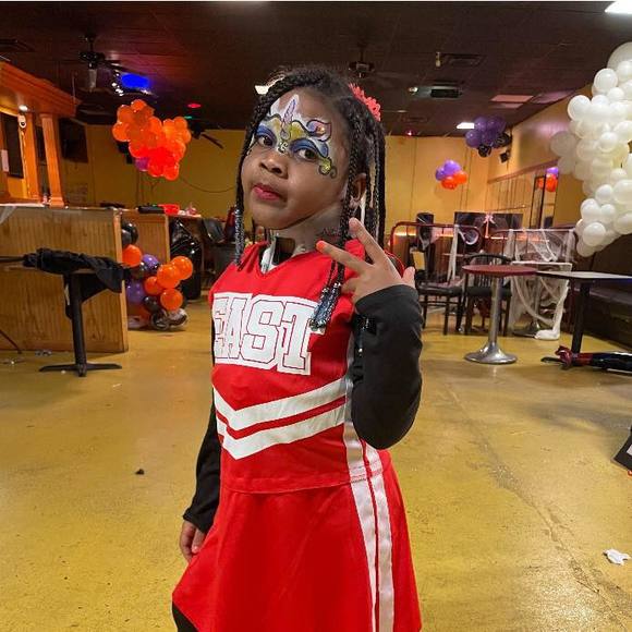 Profile Picture of Patsy Brogden (@pbrogden28) on Poshmark