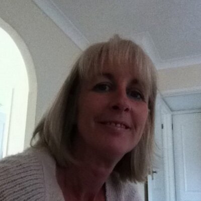 Profile Picture of Alison Jeffs (@ali7arnie) on Twitter