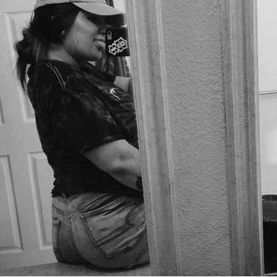 Profile Picture of Kayla (@aaserude_) on Twitter