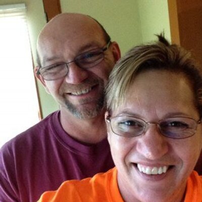 Profile Picture of Laurie Albert (@lauriealbert31) on Twitter