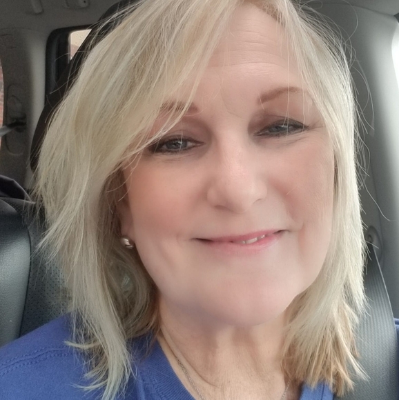 Profile Picture of Val Debban wallace (@huskerdawg73) on Poshmark