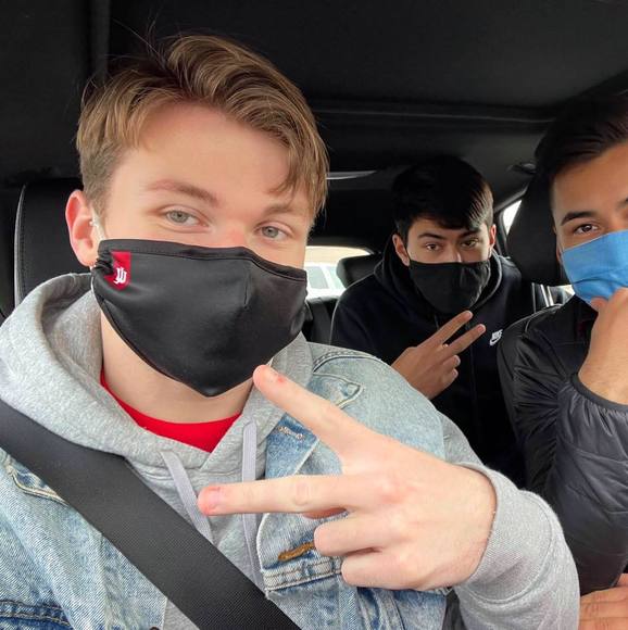 Profile Picture of Thomas Heim (@thomasheim_) on Poshmark