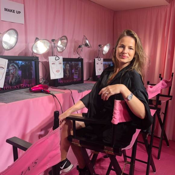 Profile Picture of Inna Inna (@akceni) on Poshmark