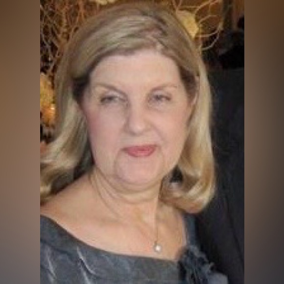 Profile Picture of Judi Forshay (@jsforshay) on Poshmark