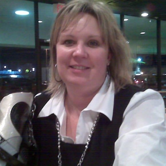 Profile Picture of Stacey Adair (@stacey_adair) on Poshmark