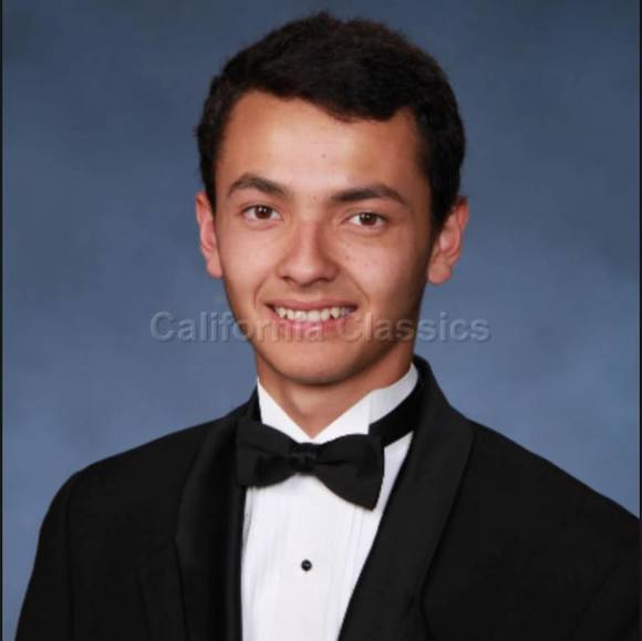 Profile Picture of Andrew Cochran (@andrewcochran3) on Poshmark