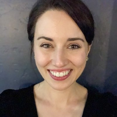 Profile Picture of Dori Farah (@DoriFarah) on Twitter