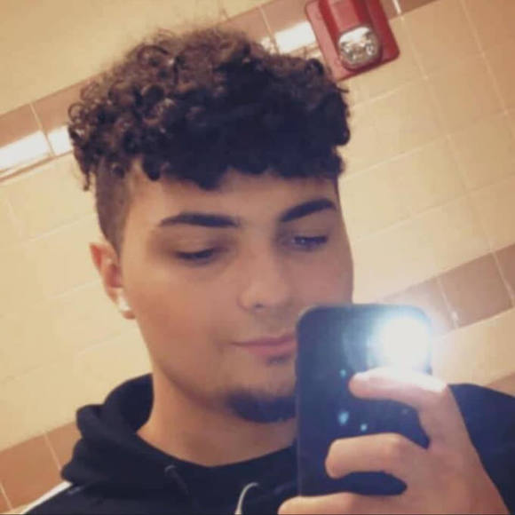 Jason Gaines - Poshmark Profile Picture of Jason Gaines (@jasongaines517) on Poshmark