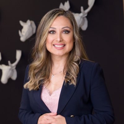 Profile Picture of Viviana Ramirez (@vivirazz) on Twitter